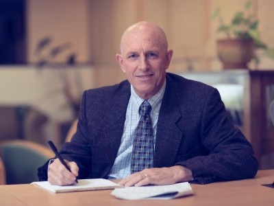 Professor’s Research Traces Primary Cause of Opioid Epidemic. It’s Not Despair