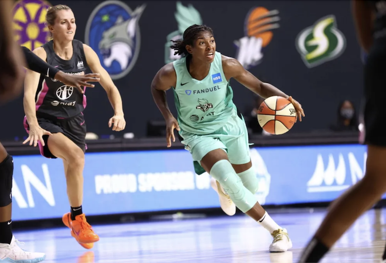 Willoughby with New York Liberty